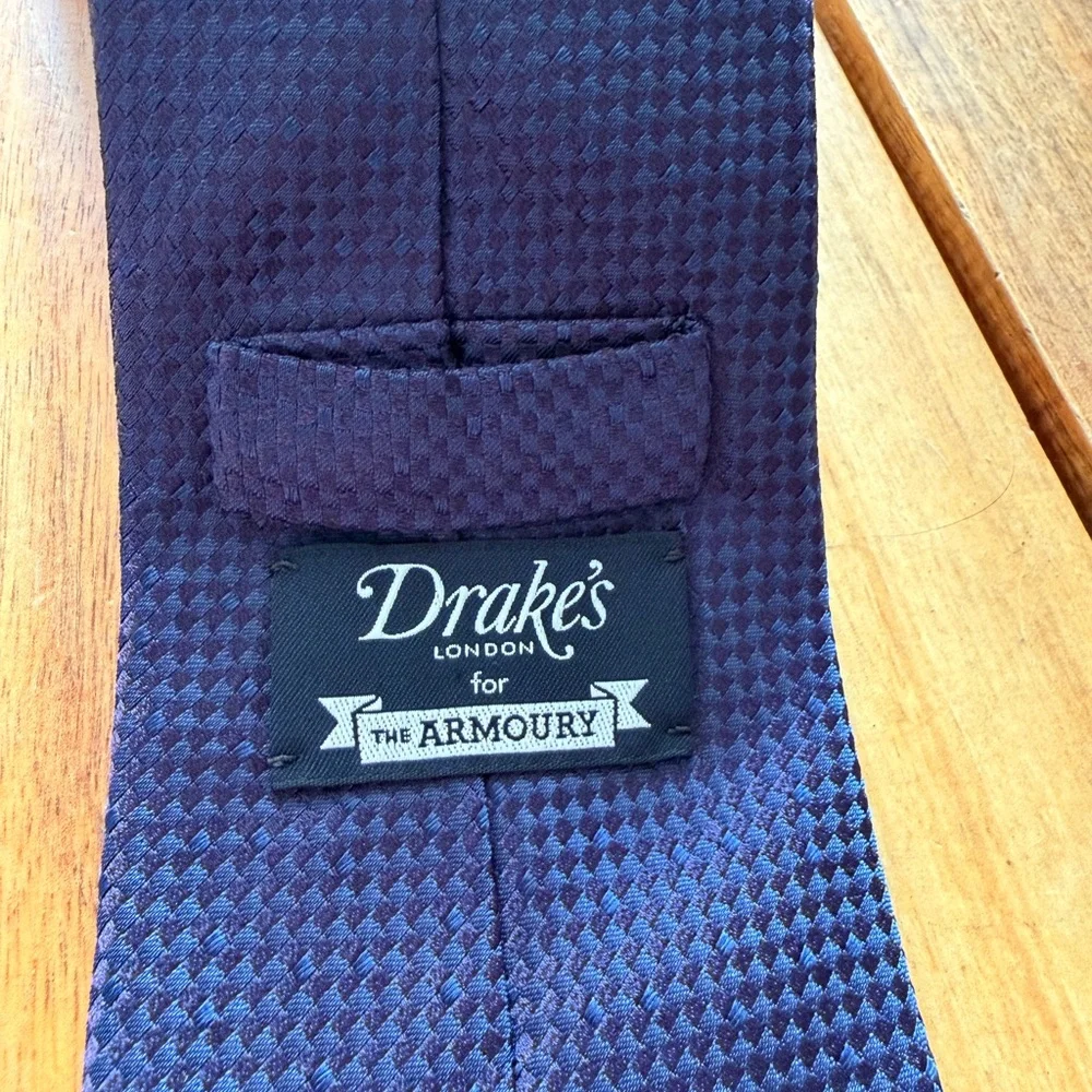 Drake’s Navy Knit Tie - Deep Blue Textured Silk